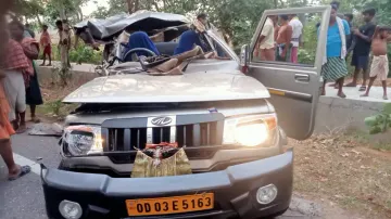 Mangled SUV after Collision With Truck