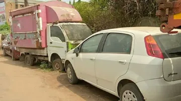 BMC launches drive against unused vehicles parked on roadsides, asks owners to remove them within 7 