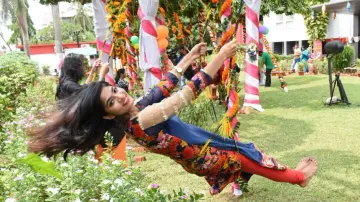 Raja festival: When girls ride swing, play games and have a whale of time
