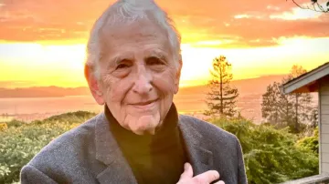 Pentagon Papers whistleblower dies at 92
