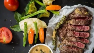 Eating protein or drinking protein: Know which is better for you 