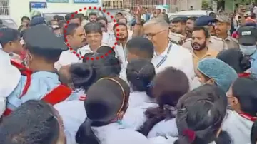 Odisha Health Minister gheraoed in Cuttack