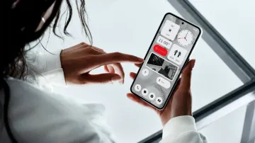 Nothing Phone (1) vs Nothing Phone (2): A look at two magnificent mid-rangers in India