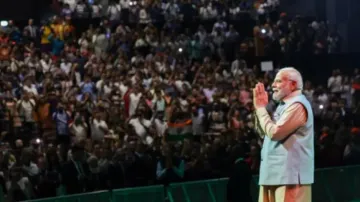 Indian students pursuing Masters in France to get 5-year work visa: PM Modi