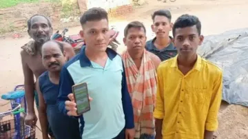 Shocking cyber swindle: Fraudsters dupe youths, villagers through App in Odisha 