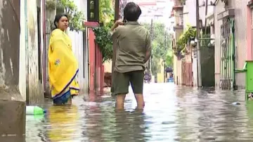 Rain brings Twin City Cuttack, Bhubaneswar to their knees; residents struggle