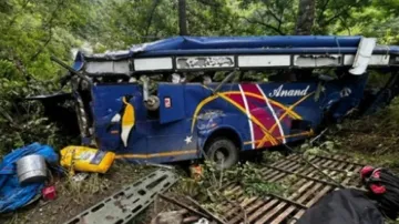 7 from Gujarat killed as bus falls into gorge in U'Khand