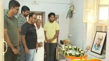 Poet Jayanta Mahapatra’s last rites to be performed as per his last wish 