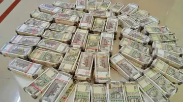 Rs 41 lakh fake notes seized 