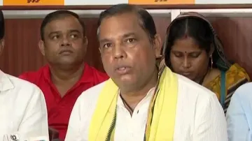 Bhubaneswar Municipal Corporation cheating slum dwellers by giving LRCs, not pattas: BJP 