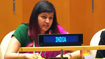 India tells Pakistan to clear up its worst human rights record before pointing fingers