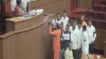 Din continues in Odisha Assembly