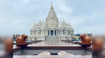Modi, Sunak extend greetings ahead of Akshardham Temple inauguration in New Jersey