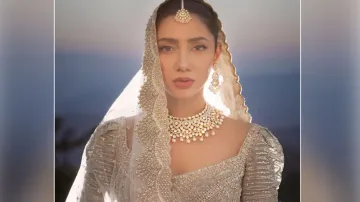  Mahira Khan