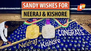 Sudarsan Pattnaik Wishes Neeraj Chopra, Kishore Jena Through A Splendid Sand Art