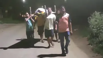 Social activists perform last rites of man