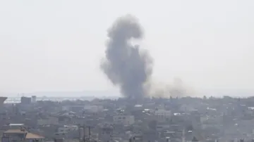 Hundreds killed in strike at Gaza hospital