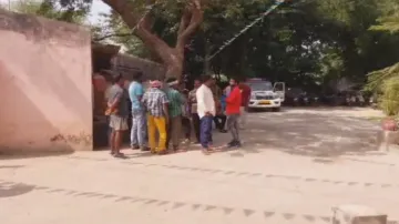 Driver found dead under mysterious circumstances, 'quack' accused of murder