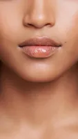 Natural home remedies to combat chapped lips
