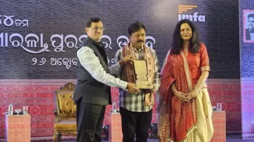 Noted fictionist Bhima Prusty receives ‘Sarala Puraskar’ 