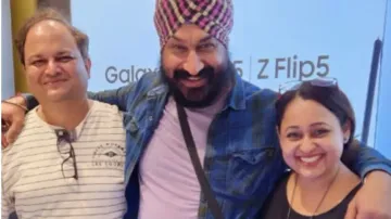 Sonalika Joshi, Gurucharan Singh