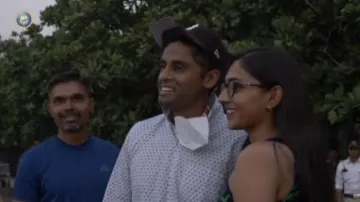 Mr. 360 Suryakumar Yadav disguises himself as cameraman