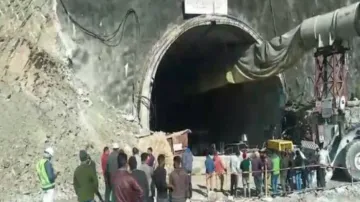 Uttarakhand tunnel mishap: 5 Odias among 40 workers trapped inside the tunnel