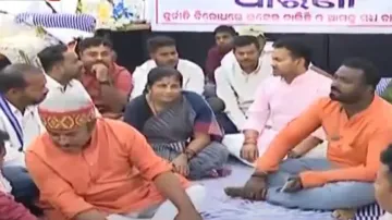 Opposition Corporators stage protest in Cuttack