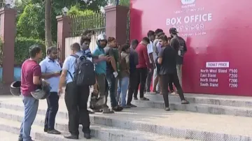 Fans make beeline to buy tickets