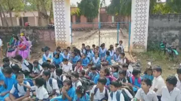 Students Sit On Dharna Demanding Teacher Appointment