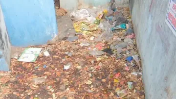 People suffer as community toilets go kaput in Odisha’s Silk City 