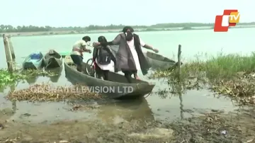 Students Use Boat To Cross River