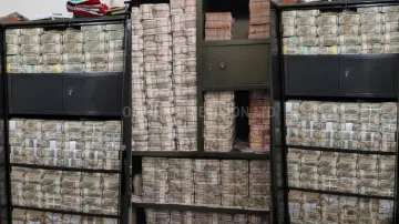 Cash Seized During I-T Raid In Odisha