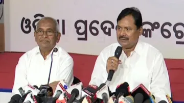 Kamiya Jani and controversy over entry into Puri Srimandir