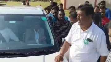 Cash distributed to bring people to Pandian's event