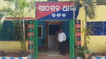 'Stones pelted at Odisha Agriculture Minister’s vehicle,' driver injured; investigation launched  