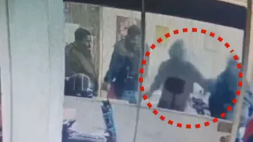 Robbery bid on gold loan firm foiled by siren warning in Baripada; incident caught on CCTV camera