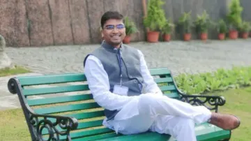 IAS Anshuman Raj studied under kerosene lamp, cracked UPSC without coaching