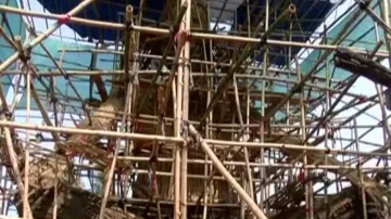 Cuttack artisans creating 35 feet Lord Shiva statue for Akhandalamani shrine 
