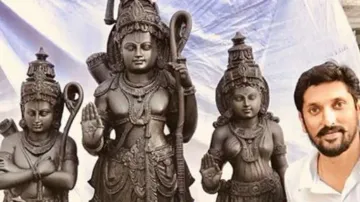 Arun Yograj with Lord Ram Murthy