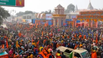 Entry of vehicles banned into Ayodhya amid massive surge of devotees