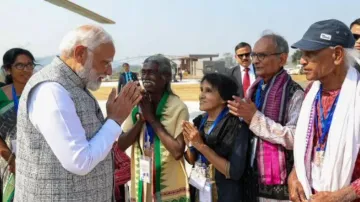 PM Modi ecstatic after meeting Padma awardees during his Odisha visit