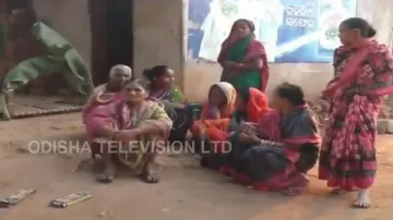 Crestfallen family members of migrant worker in Bolangir