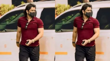 MS Dhoni sets social media on fire with new look