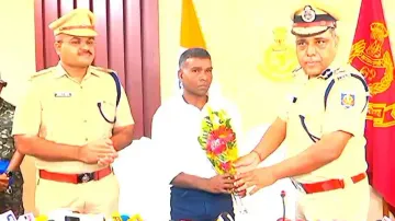 Hardcore Maoist carrying cash reward surrenders in Odisha 
