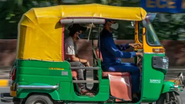 Uber ride turns nightmare: Noida man charged Rs 5.99 crore as waiting charge for auto ride!
