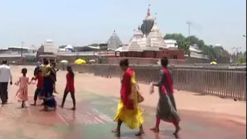 Devotees Face Problems Due To Lack Of Facilities At Puri Srimandir Amidst Heatwave Conditions