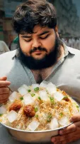 Biryani, Dosa To Maggi, Street Vendors Create Culinary Delights With Ice Cubes!