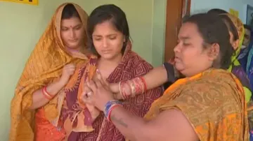 Khallikote murder: Victim's wife turns up to cast vote for ‘justice’