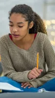 5 Strategies To Stay Focused Amid Distractions